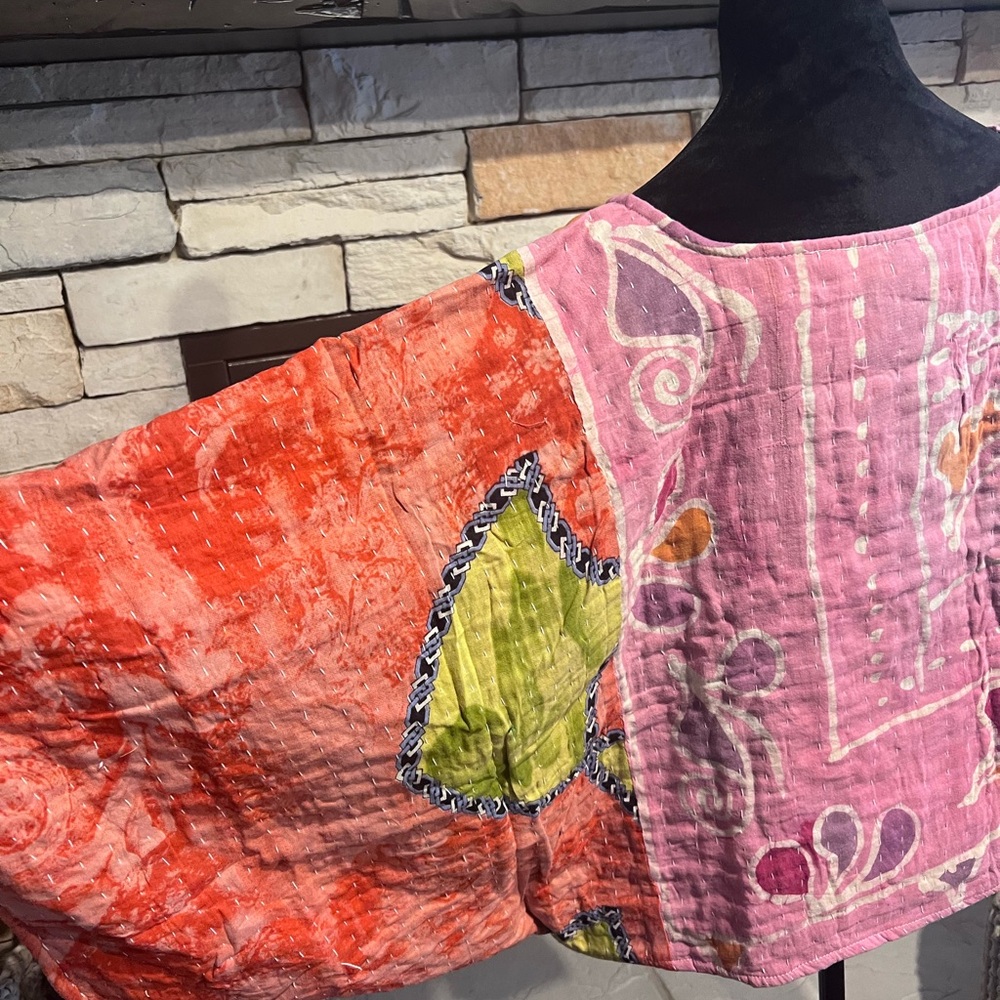 Kantha Reversible Top - Picture 4 of 8